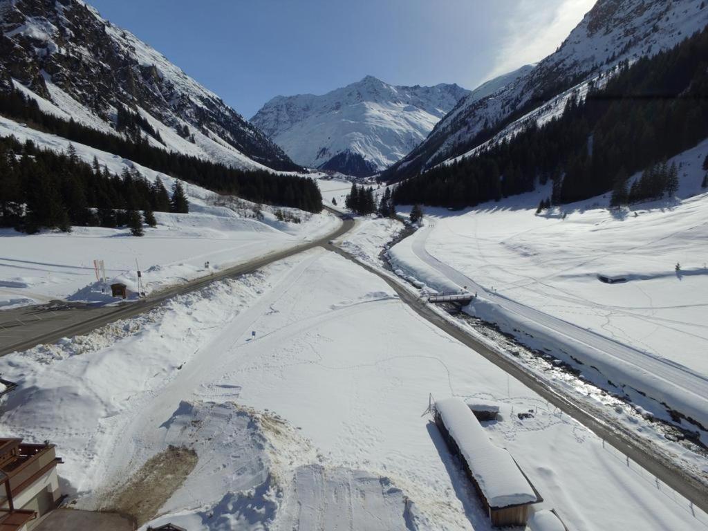 Haus Margret Bed & Breakfast Sankt Leonhard im Pitztal Luaran gambar