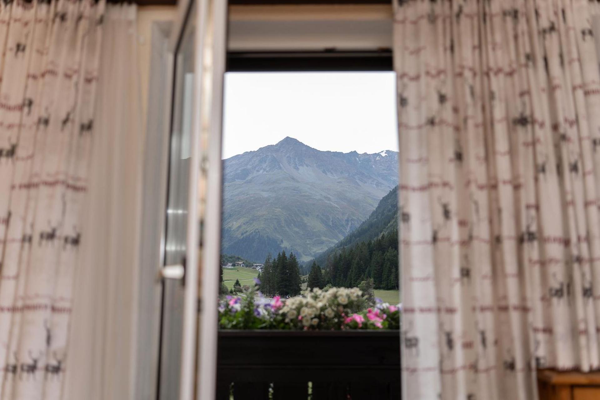Haus Margret Bed & Breakfast Sankt Leonhard im Pitztal Luaran gambar