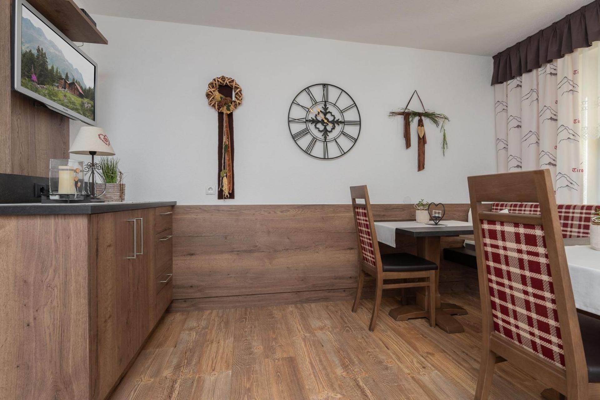 Haus Margret Bed & Breakfast Sankt Leonhard im Pitztal Luaran gambar