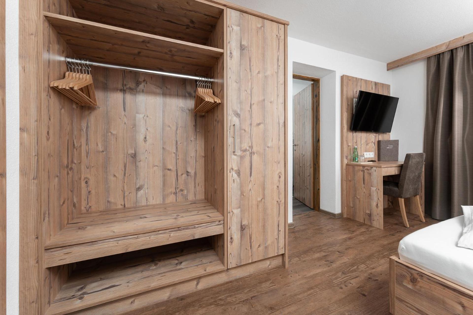 Haus Margret Bed & Breakfast Sankt Leonhard im Pitztal Luaran gambar