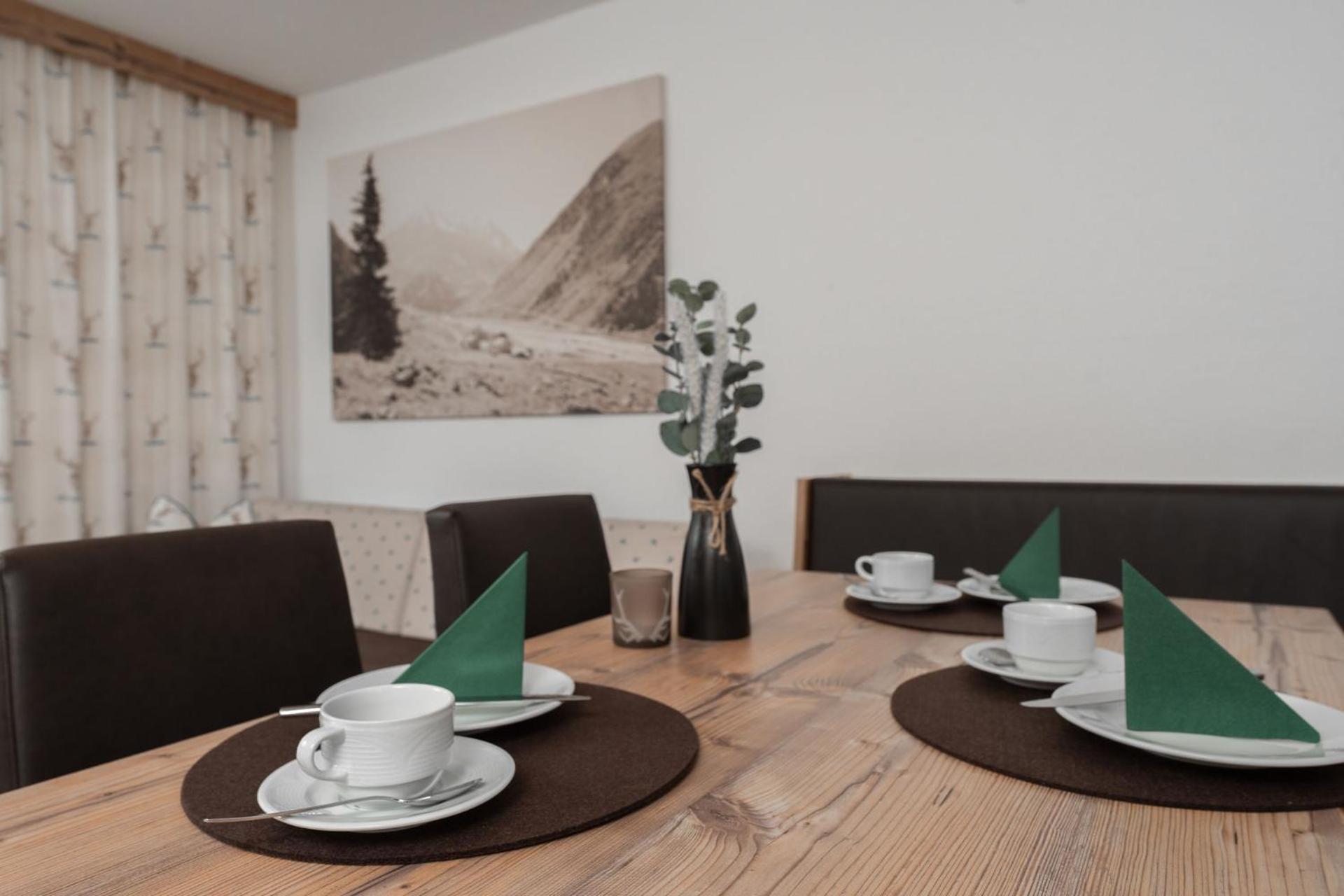 Haus Margret Bed & Breakfast Sankt Leonhard im Pitztal Luaran gambar