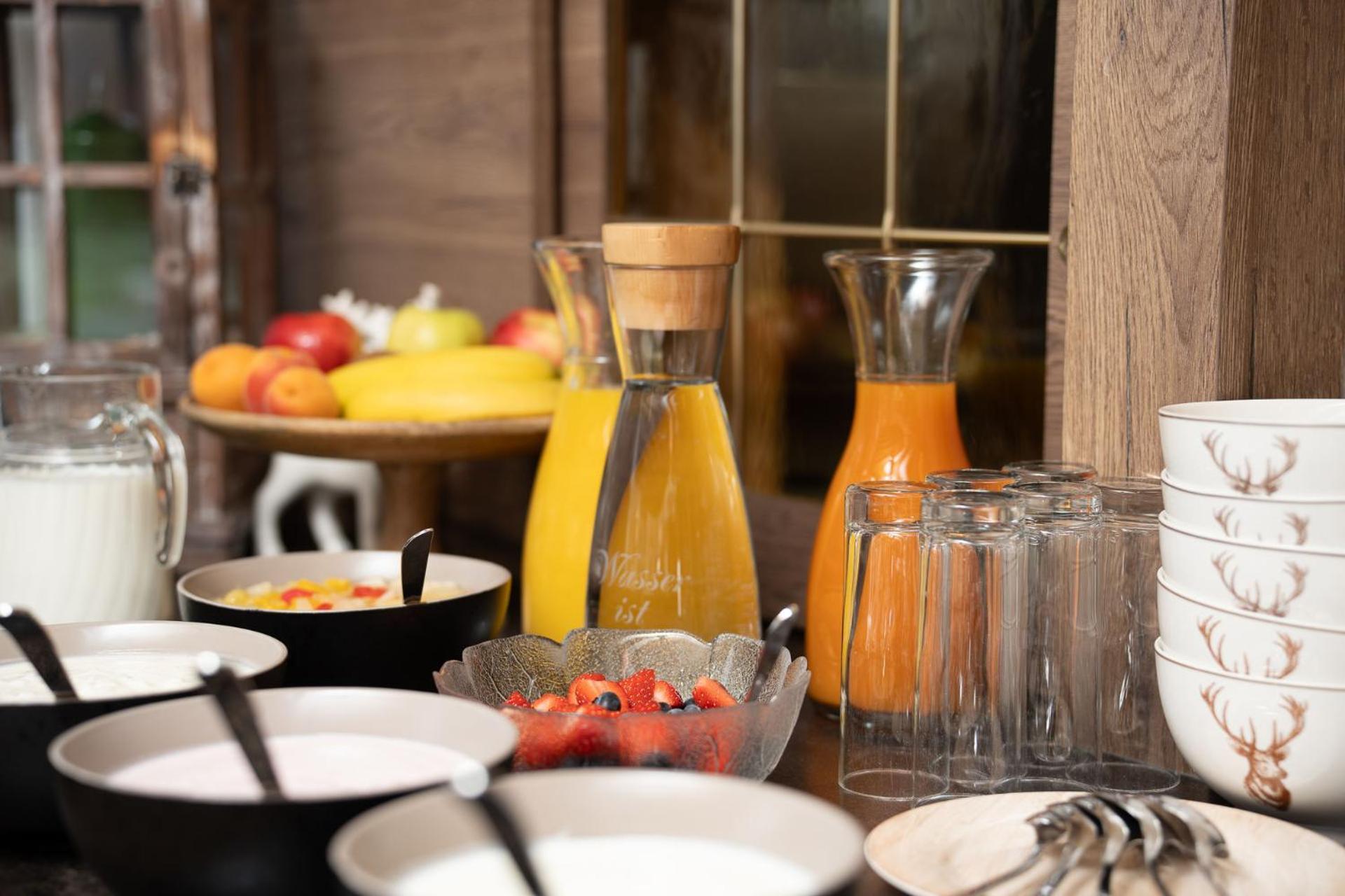 Haus Margret Bed & Breakfast Sankt Leonhard im Pitztal Luaran gambar